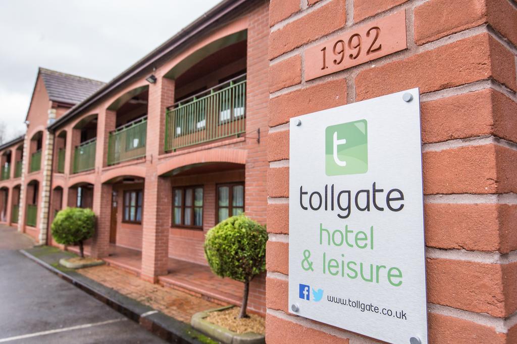 Tollgate Hotel & Leisure Stoke-on-Trent Extérieur photo